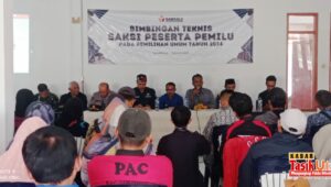 Panwascam Sukahening Gelar Bimtek Bagi Para Saksi Peserta Pemilu Pada Pemilihan Umum 2024